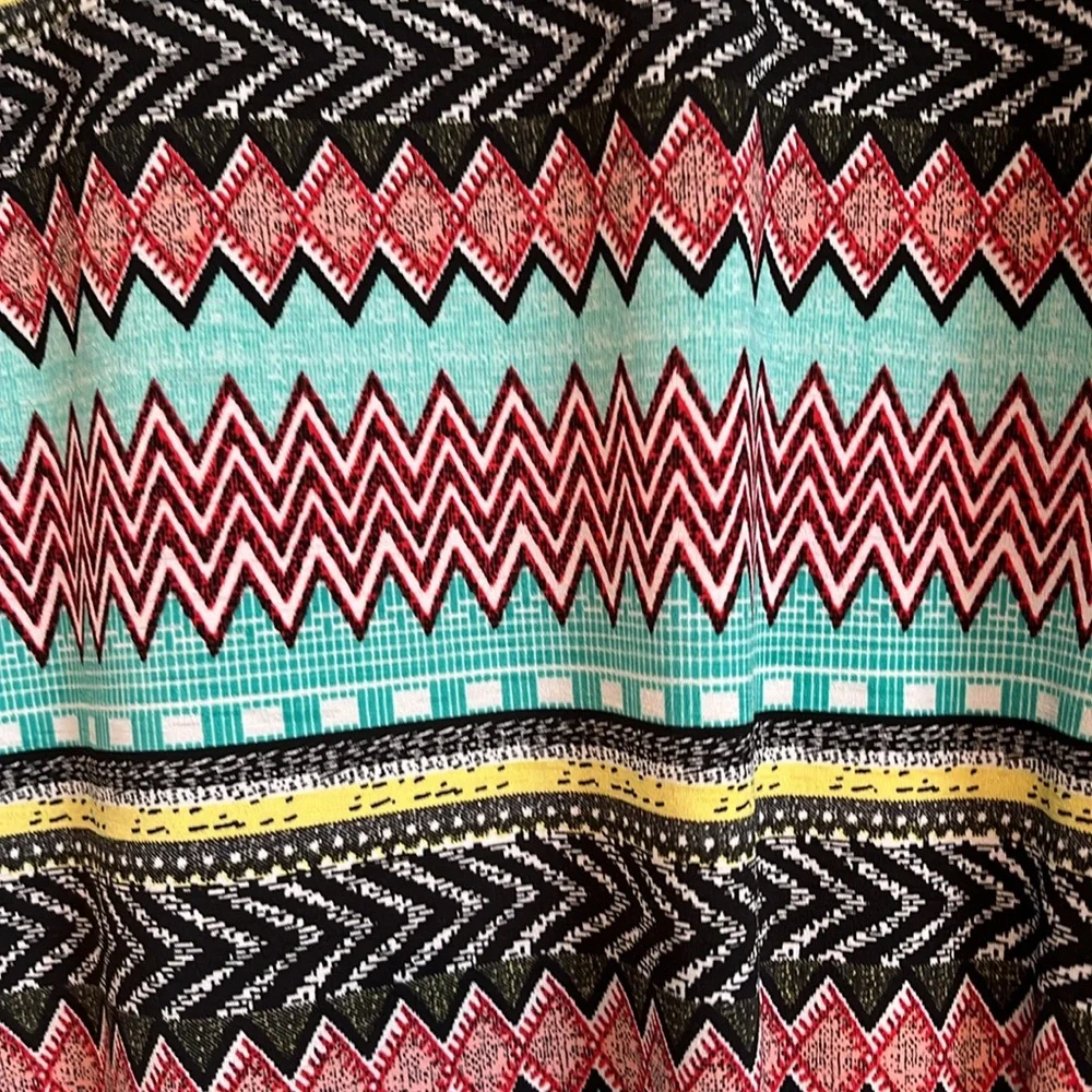 Women’s Fun Tunic With Lots of Color - Picture 6 of 7